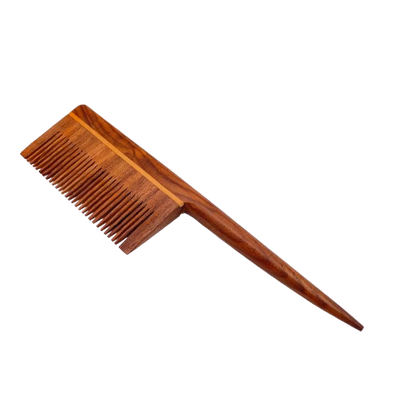 Peigne en bois artisanal